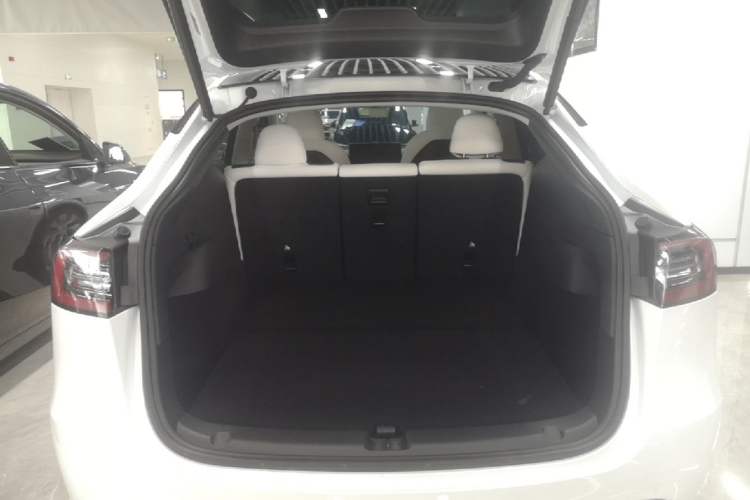 Used Tesla Model Y 2022 Revised Version Rear-Wheel Drive Trunk