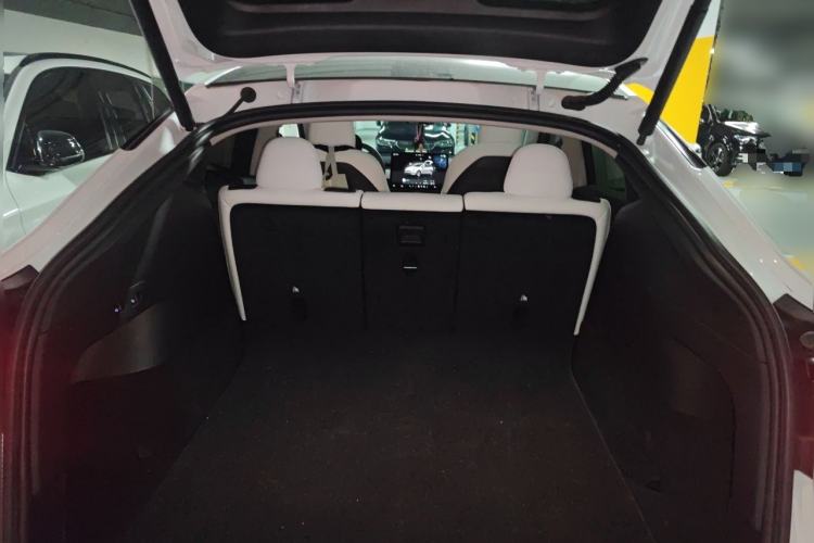 Used Tesla Model Y 2022 Rear-Wheel-Drive Version Trunk