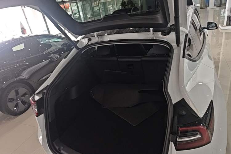 Used Tesla Model Y 2022 Revised Version Rear-Wheel Drive Trunk