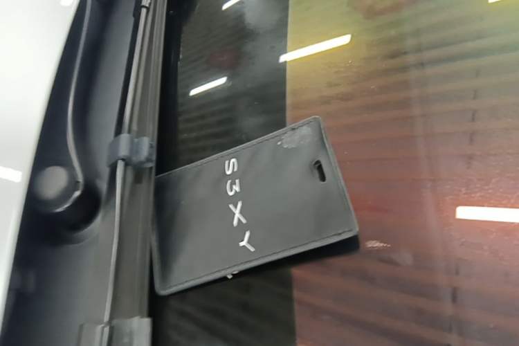 Used Tesla Model Y 2022 Rear-Wheel-Drive Version Vehicle Key