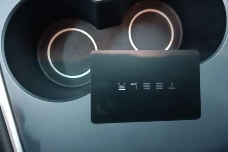 Used Tesla Model Y 2022 Revised Version Rear-Wheel Drive Vehicle Key