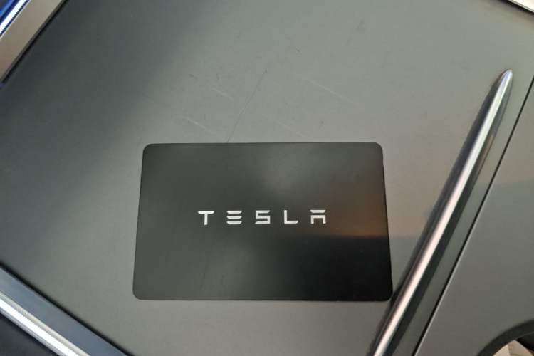 Used Tesla Model Y 2022 Rear-Wheel-Drive Version Vehicle Key