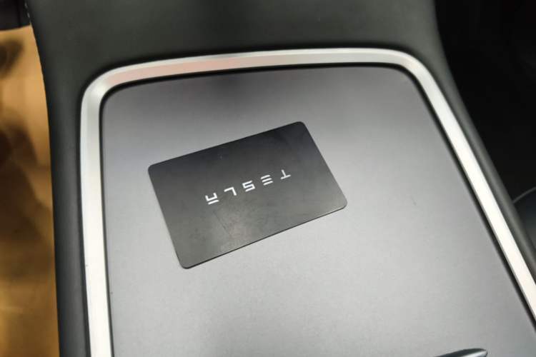 Used Tesla Model Y 2022 Revised Version Rear-Wheel Drive Vehicle Key
