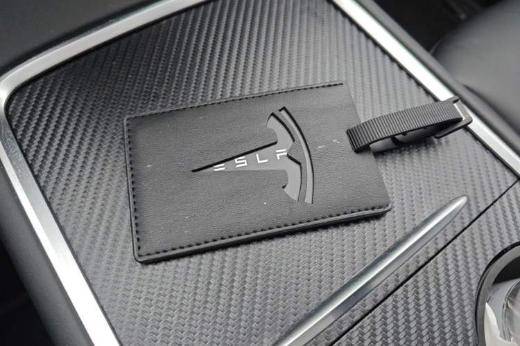 Used Tesla Model Y 2022 Revised Version Rear-Wheel Drive Vehicle Key
