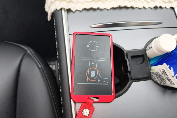 Used Tesla Model Y 2022 Rear-Wheel-Drive Version Vehicle Key