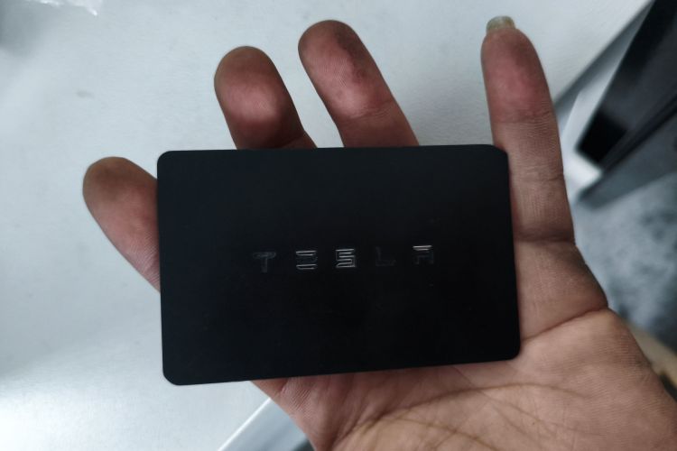 Used Tesla Model Y 2022 Rear-Wheel-Drive Version Vehicle Key