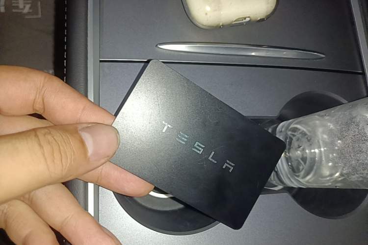 Used Tesla Model Y 2022 Revised Version Rear-Wheel Drive Vehicle Key