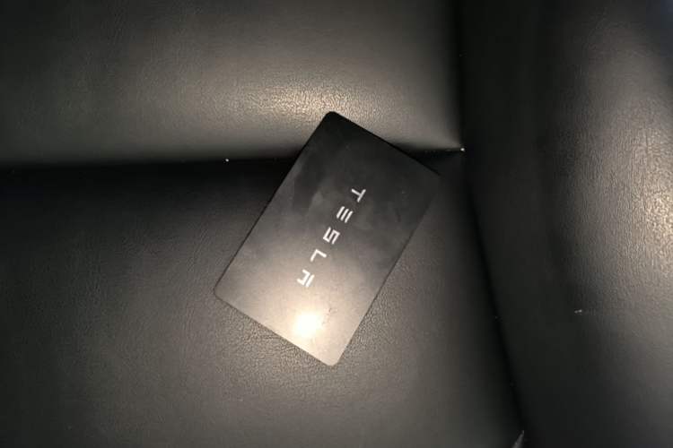 Used Tesla Model Y 2022 Rear-Wheel-Drive Version Vehicle Key