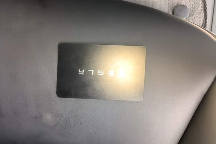 Used Tesla Model Y 2022 Rear-Wheel-Drive Version Vehicle Key