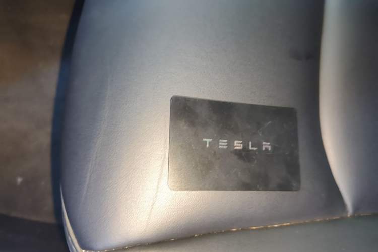 Used Tesla Model Y 2022 Revised Version Rear-Wheel Drive Vehicle Key