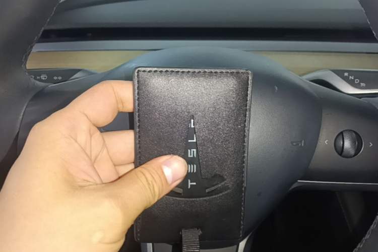 Used Tesla Model Y 2022 Revised Version Rear-Wheel Drive Vehicle Key
