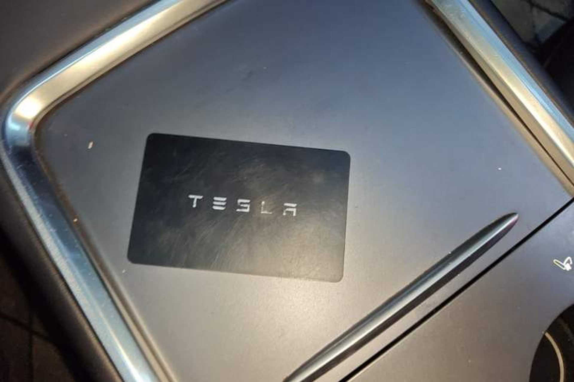 Used Tesla Model Y 2022 Revised Version Long-Range All-Wheel Drive Vehicle Key