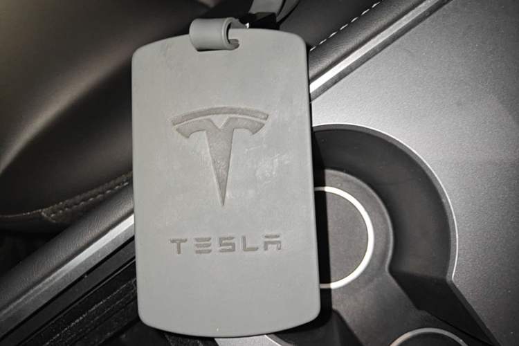 Used Tesla Model Y 2022 Revised Version Rear-Wheel Drive Vehicle Key