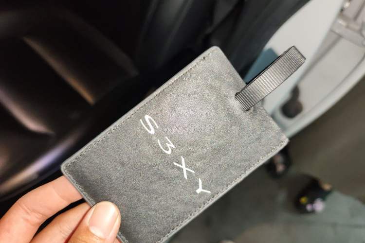 Used Tesla Model Y 2022 Rear-Wheel-Drive Version Vehicle Key