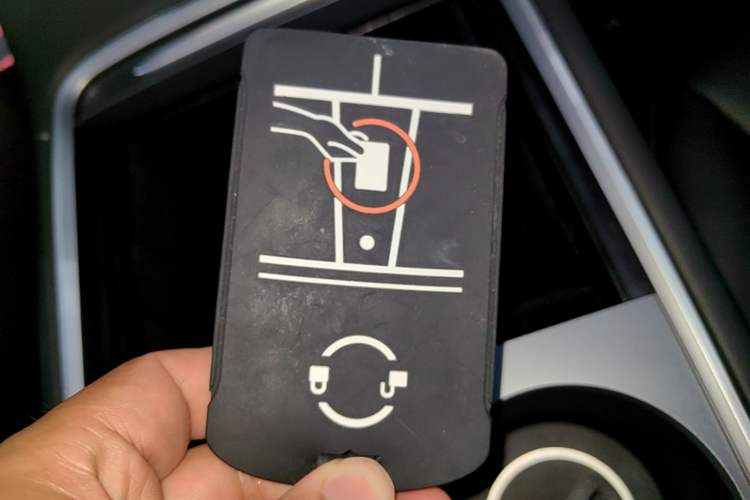 Used Tesla Model Y 2022 Revised Version Rear-Wheel Drive Vehicle Key