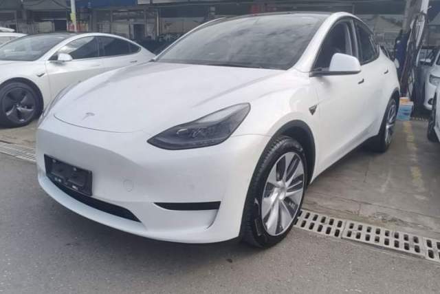 Used Tesla Model Y 2022 Rear-Wheel-Drive Version