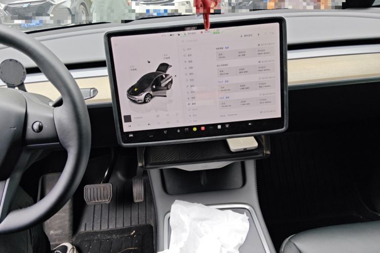 Used Tesla Model Y 2022 Revised Version Rear-Wheel Drive Audio And AC Panel