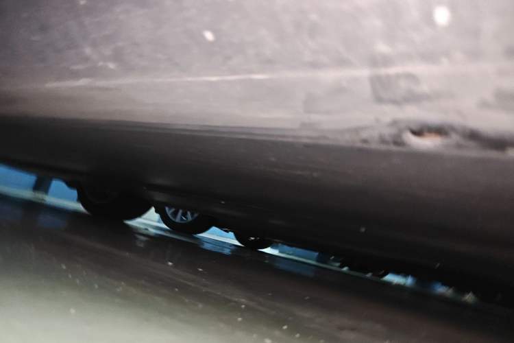 Used Tesla Model Y 2022 Revised Version Rear-Wheel Drive Chassis Rear Left
