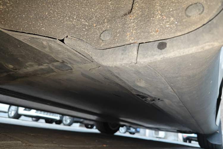 Used Tesla Model Y 2022 Rear-Wheel-Drive Version Chassis Rear Right