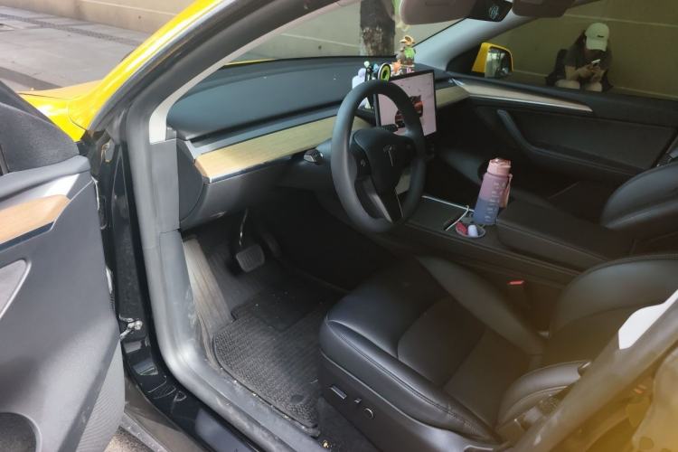 Used Tesla Model Y 2022 Revised Version Rear-Wheel Drive Driver Seat