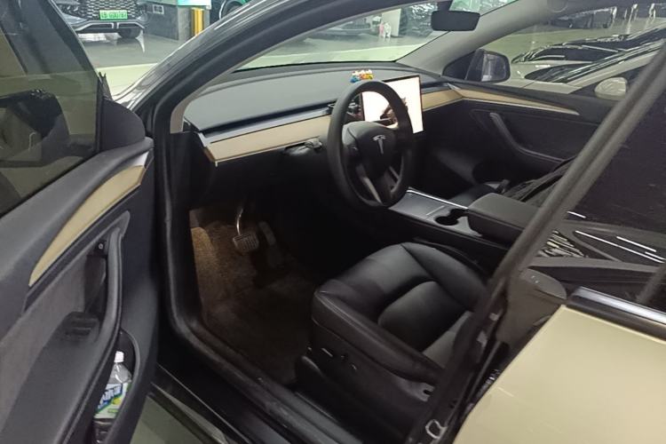 Used Tesla Model Y 2022 Revised Version Rear-Wheel Drive Driver Seat