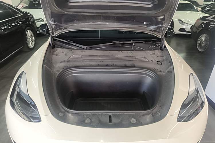 Used Tesla Model Y 2022 Revised Version Rear-Wheel Drive Engine Bay