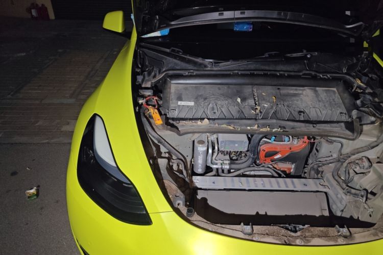 Used Tesla Model Y 2022 Performance High-Performance All-Wheel-Drive Version Engine Bay Right