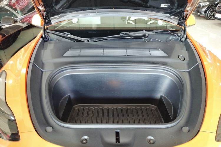 Used Tesla Model Y 2022 Performance High-Performance All-Wheel-Drive Version Engine Bay