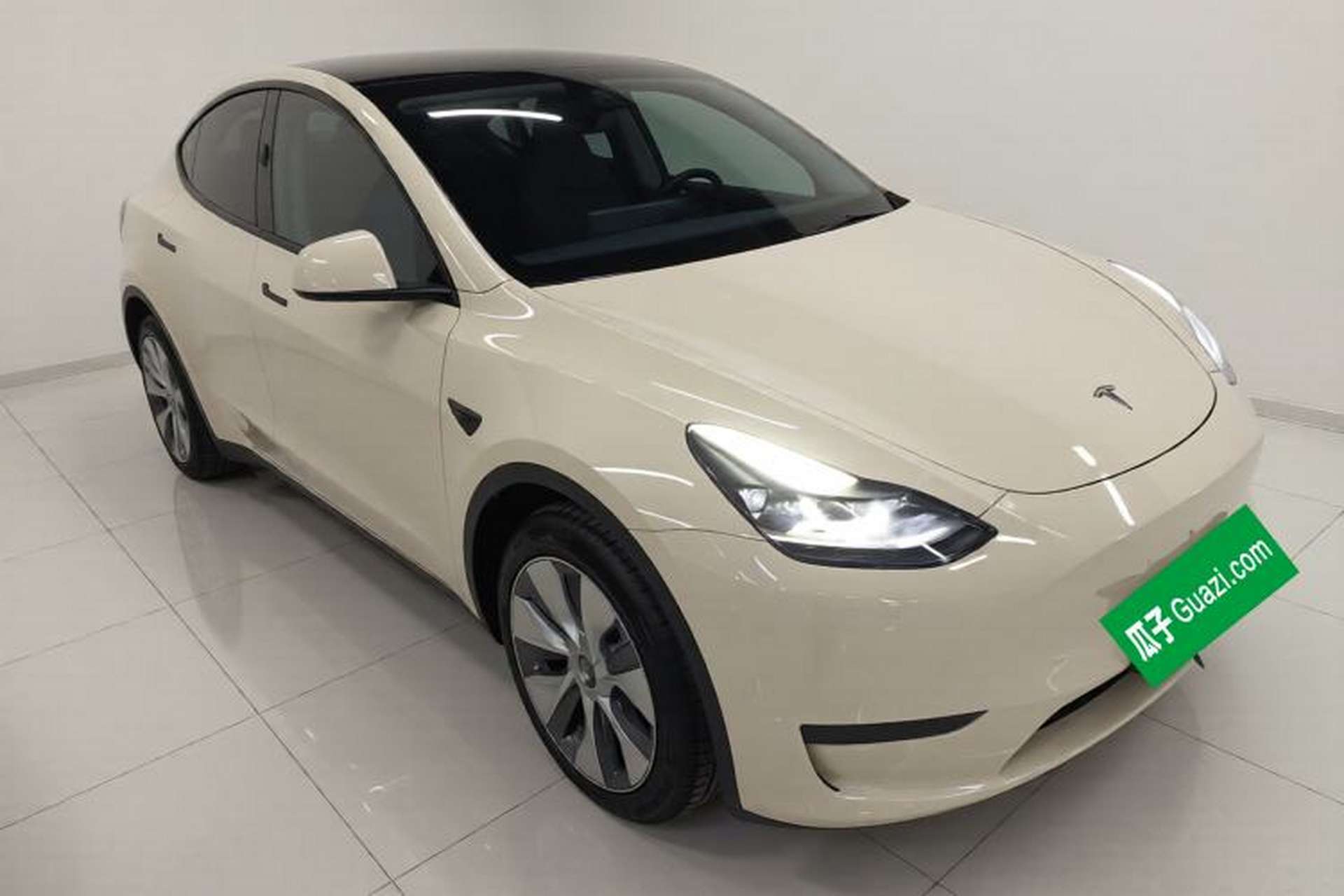 Used Tesla Model Y 2022 Rear-Wheel-Drive Version Exterior 1