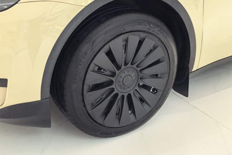 Used Tesla Model Y 2022 Revised Version Rear-Wheel Drive Exterior 7