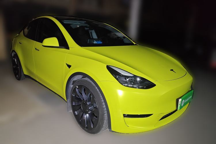 Used Tesla Model Y 2022 Performance High-Performance All-Wheel-Drive Version Front Right 45 Deg