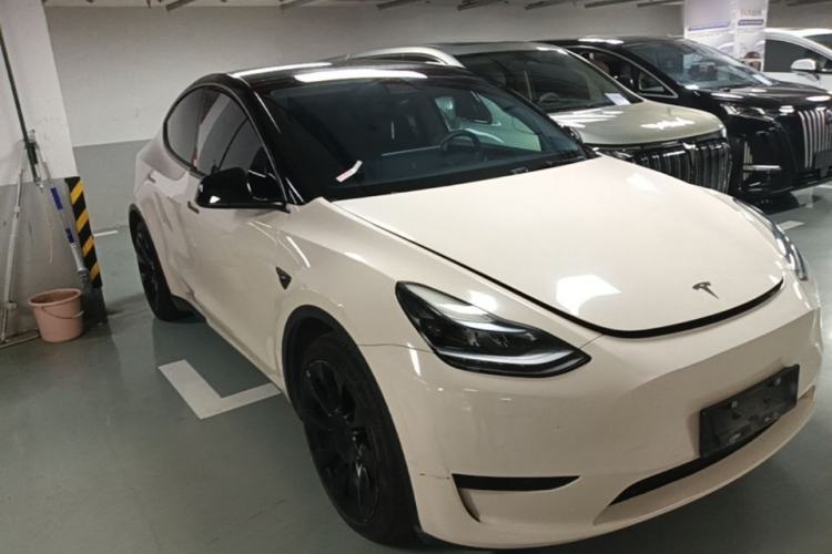 Used Tesla Model Y 2022 Revised Version Rear-Wheel Drive Front Right 45 Deg