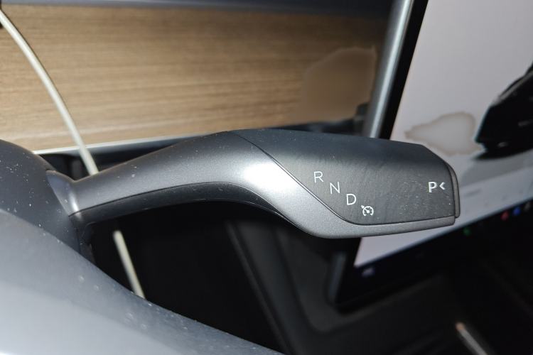 Used Tesla Model Y 2022 Rear-Wheel-Drive Version Gear Lever