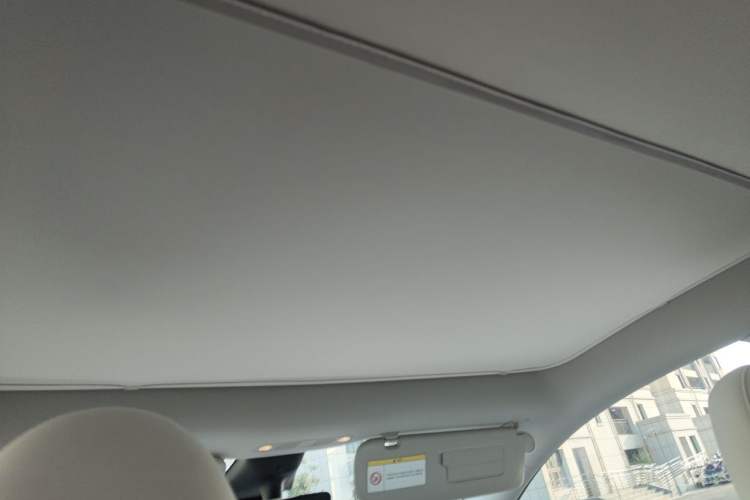 Used Tesla Model Y 2022 Revised Version Long-Range All-Wheel Drive Headliner