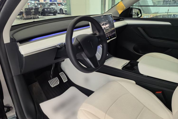 Used Tesla Model Y 2022 Revised Version Rear-Wheel Drive Interior 6