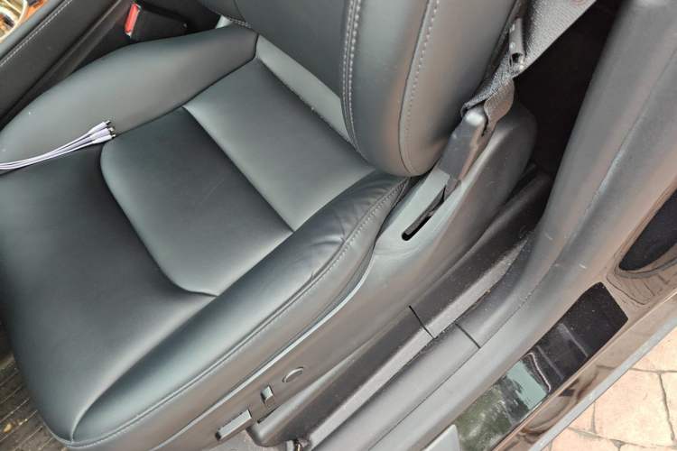 Used Tesla Model Y 2022 Revised Version Rear-Wheel Drive Left Front Seat