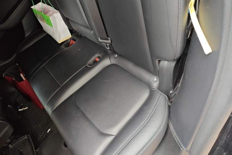 Used Tesla Model Y 2022 Revised Version Rear-Wheel Drive Left Rear Seat