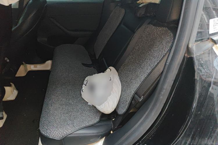 Used Tesla Model Y 2022 Rear-Wheel-Drive Version Left Rear Seat