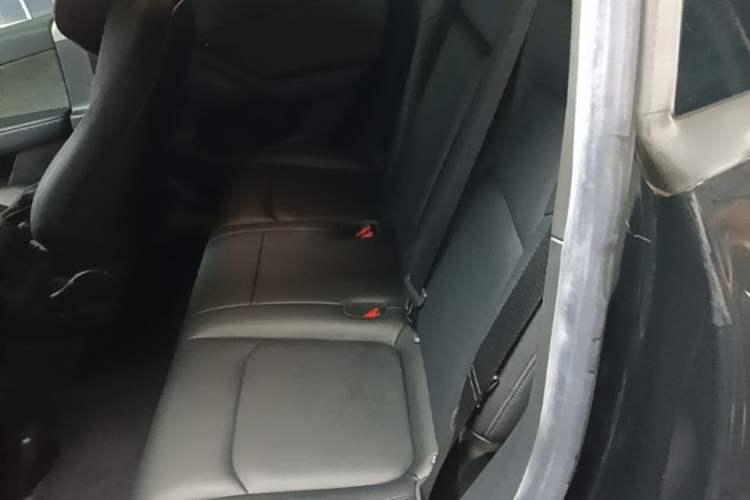 Used Tesla Model Y 2022 Revised Version Rear-Wheel Drive Left Rear Seat