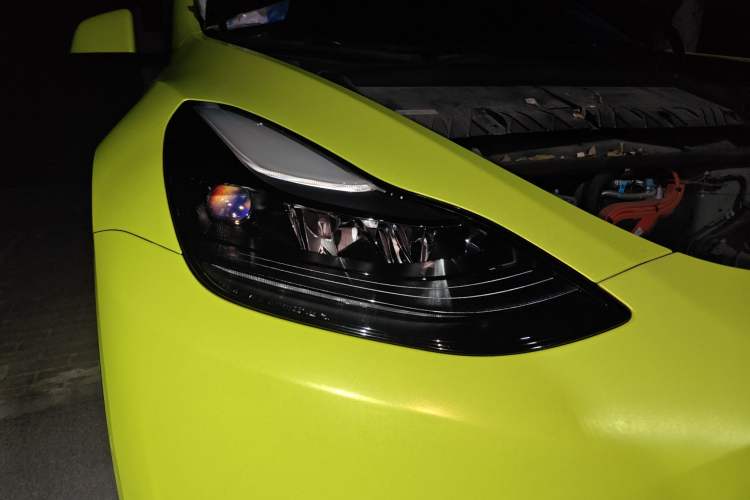 Used Tesla Model Y 2022 Performance High-Performance All-Wheel-Drive Version Right Front Headlight