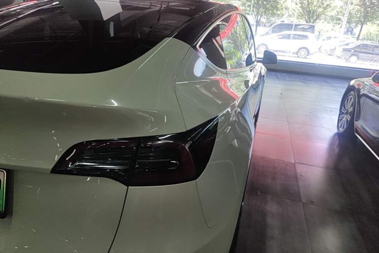 Used Tesla Model Y 2022 Revised Version Rear-Wheel Drive Right Rear Taillight