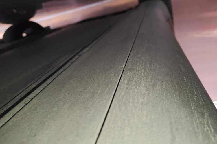 Used Tesla Model Y 2022 Rear-Wheel-Drive Version Right Side Sill