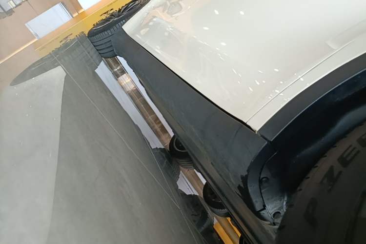 Used Tesla Model Y 2022 Revised Version Rear-Wheel Drive Right Side Sill