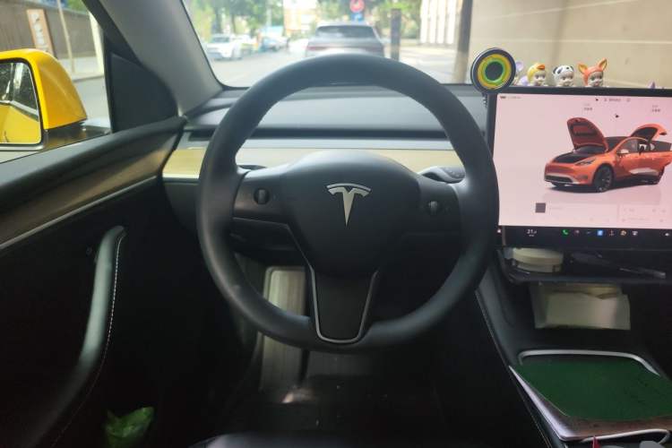 Used Tesla Model Y 2022 Revised Version Rear-Wheel Drive Steering Wheel