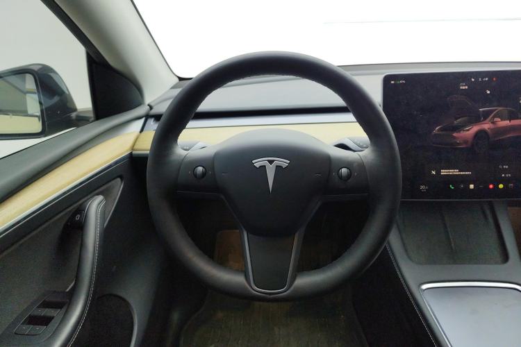 Used Tesla Model Y 2022 Rear-Wheel-Drive Version Steering Wheel