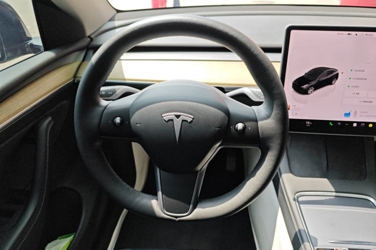 Used Tesla Model Y 2022 Revised Version Rear-Wheel Drive Steering Wheel
