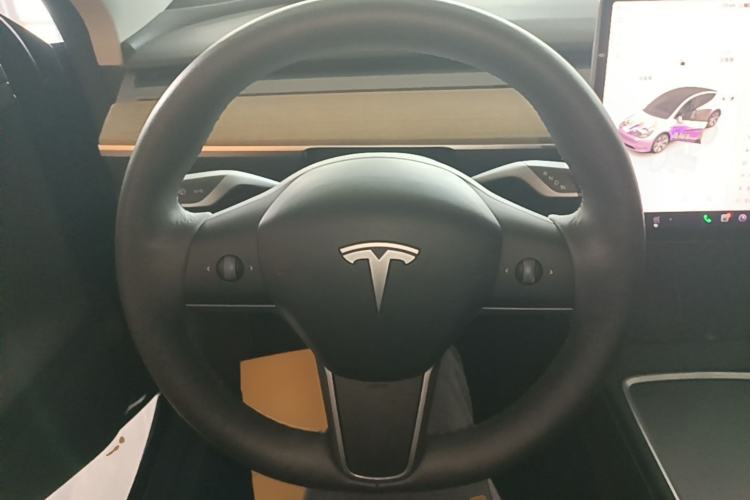 Used Tesla Model Y 2022 Revised Version Rear-Wheel Drive Steering Wheel