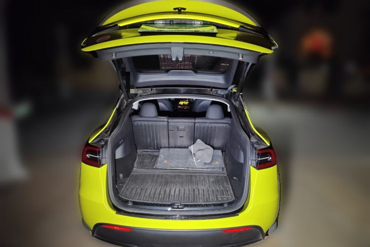 Used Tesla Model Y 2022 Performance High-Performance All-Wheel-Drive Version Trunk