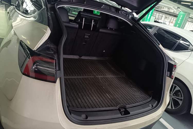 Used Tesla Model Y 2022 Revised Version Rear-Wheel Drive Trunk