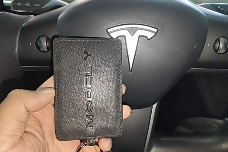 Used Tesla Model Y 2022 Revised Version Rear-Wheel Drive Vehicle Key